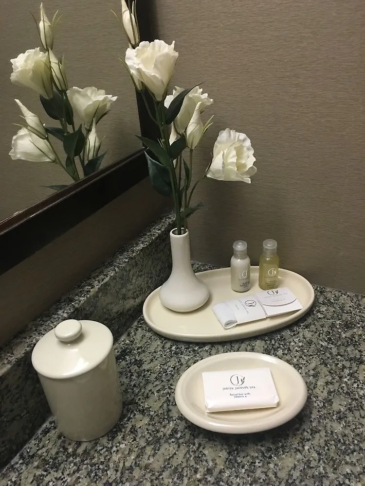 Express By Canad Inns Winnipeg