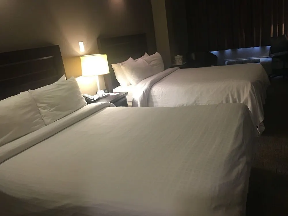 Hotel Express By Canad Inns Winnipeg